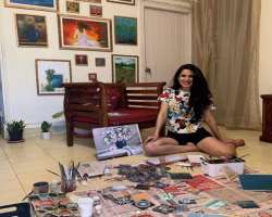 Though she is a good actress, she is a good painter too.